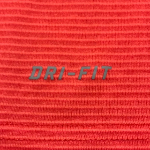 NEW NIKE Training Tank Top - Picture 2 of 5